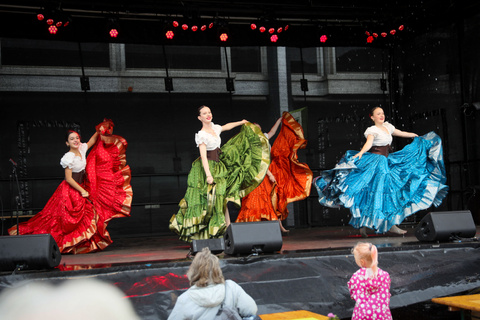 Bühne, Ballettschuleschule Charaktertanz 2024